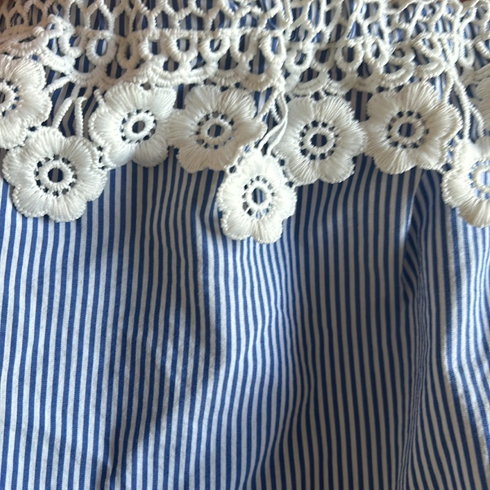 Off the shoulder top - Picture 2 of 3